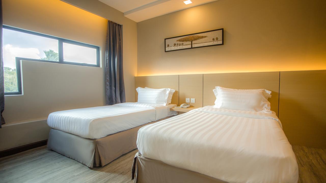 Zen Boutique Hotel Ulu Tiram Exterior foto