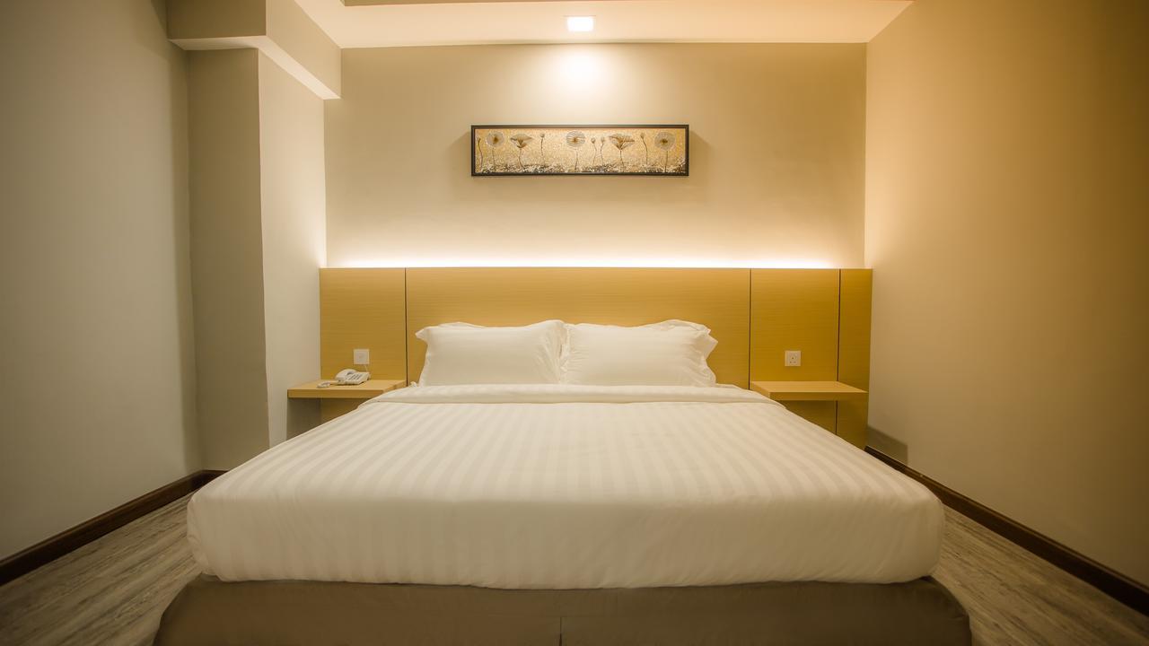Zen Boutique Hotel Ulu Tiram Exterior foto